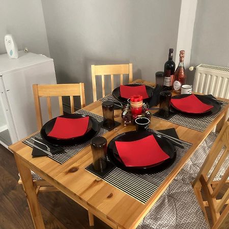 Grey House Apartment Brasov Ngoại thất bức ảnh